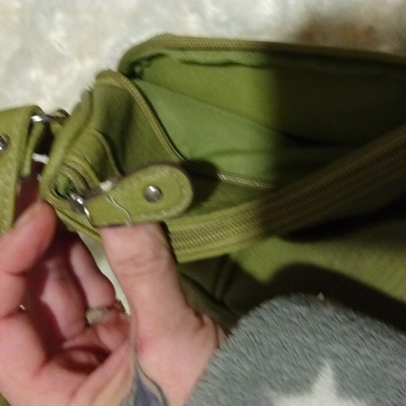 Small Lime green purse - Picture 7 of 8